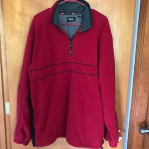 LIKE NEW: Izod Mens fleece